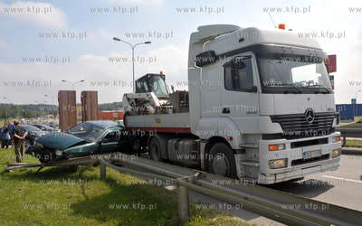 Wypadek samochodowy na ul. Slowackiego w Gdansku Matarnii...