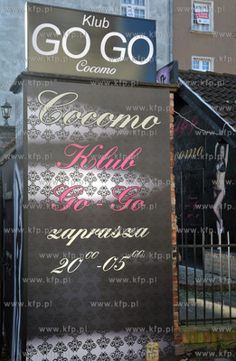 Na murze przy ulicy Lektykarskiej w Gdansku powieszono...