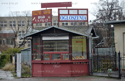 Gdynia Cisowa, ul. Chylonska niedaleko przystanku kolejski...