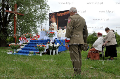 Boże Ciało w Gdańsku Brzeźnie. Msza święta przy...