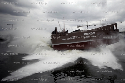 Gdansk. Stocznia Remontowa Shipbuilding. Wodowanie...