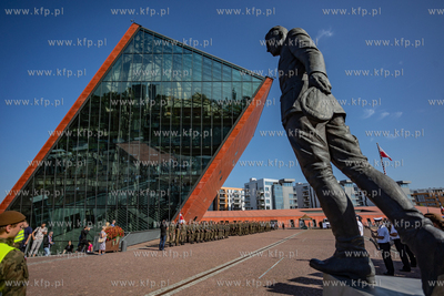 Muzeum II Wojny Światowej.Uroczysta przysięga żołnierzy...