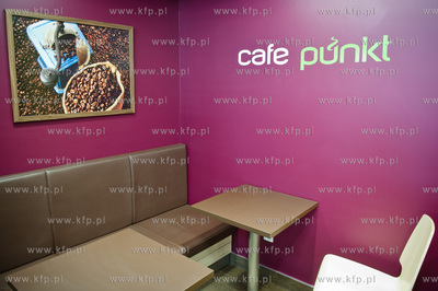 Gdansk. Nowo otwarta stacja benzynowa grupy Lotos....