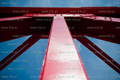 Gdansk Letnica. Odnowiony wiadukt kolejowy na ulicy...