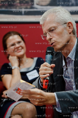 Gdansk. Biblioteka Manhattan w CH Manhattan. Spotkanie...