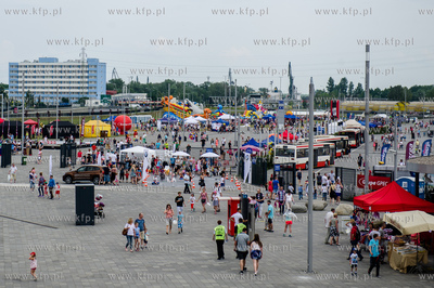 Gdansk. Teren przy Stadione Energa. Festyn Rodzinny...