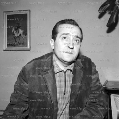 Stanislaw Goszczurny - pisarz i dziennikarz marynistyczny....