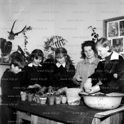 Grupa uczniów klasy I Technikum Ogrodniczego w Pruszczu...