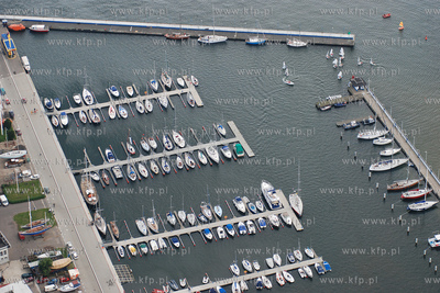 Gdynia z lotu ptaka. Nz. Gdynska Marina
29.06.2007
Fot....