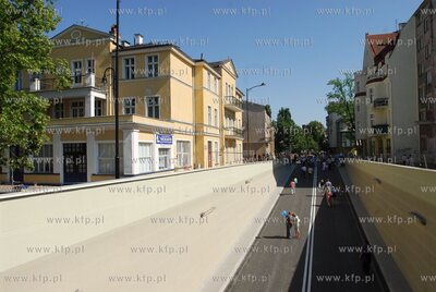 Otwarcie tunelu pod deptakiem ul. Bohaterow Monte Cassino...