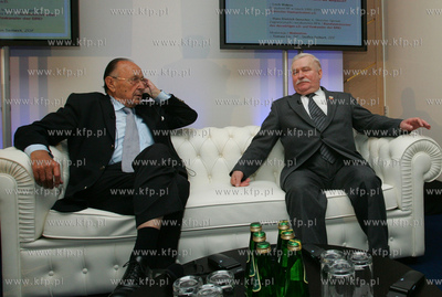 Szczecin. W hotelu Radisson odbywaly sie dzis II dni...