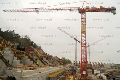 Gdynia. Budowa nowego stadionu pilkarskiego przy ul....