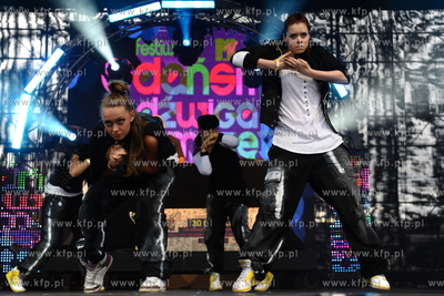 Gdansk. Plac Zebran Ludowych. Festiwal MTV Gdansk Dzwiga...