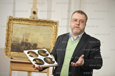 Pokaz szesciu obrazow i jednej rzezby w Oddziale Sztuki...