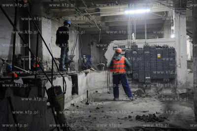 Trwa Remont i przebudowa dworca kolejowego Gdynia Glowna,...