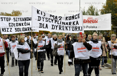 Kwidzyn. Przed  siedziba firmy Plati Polska w Kwidzynie...