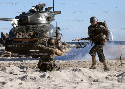 D DAY Hel 2013. Na plazy w Helu odbyla sie kolejna...