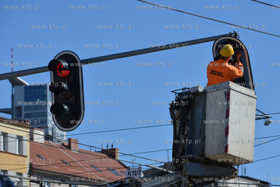 Na skrzyzowaniu ulic 10 Lutego i Swietojanskiej w Gdyni...