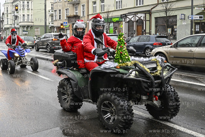 Mikołaje na motorach. Przejazd przez Sopot. 04.12.2022...
