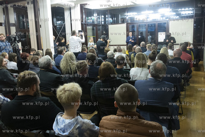 Mobilna Konwencja partii Polska 2050. Spotkanie Szymona...