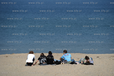 Wiosna na plazy w Gdansku Brzeznie.26.03.2010fot....
