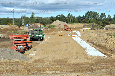 Budowa trasy WZ wzdluz ulicy Kartuskiej na odcinku...