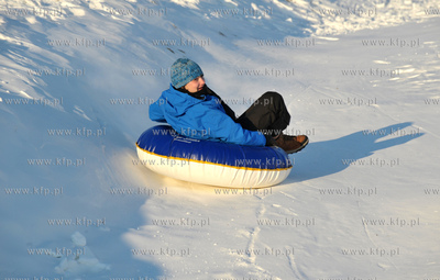 Snowtubing w Trzepowie.
30.01.2012
fot. Maciej Kosycarz...