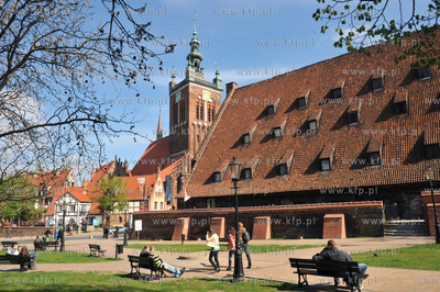 Glowne Miasto w Gdansku. Wielki Mlyn - widok od strony...