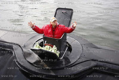 Gdynia. Jednodniowy rejs  okretem podwodnym typu Koben...