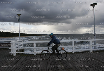 Gdansk Brzezno. Molo.
13.10.2009
fot. Krzysztof Mystkowski...