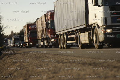 Korek na obwodnicy Trojmiasta spowodowany przebudowa...