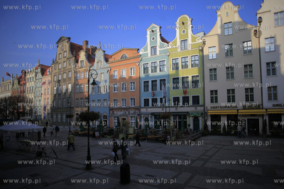 Gdansk. Ul. Dlugi Targ. Dom Holenderski.
07.11.2011
fot....