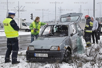 Groźnie wyglądający wypadek na skrzyżowaniu ulic...