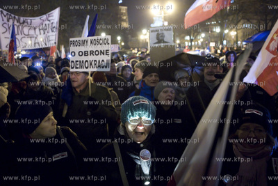 Targ Drzewny w Gdańsku. Demonstracja Komitetu Obrony...