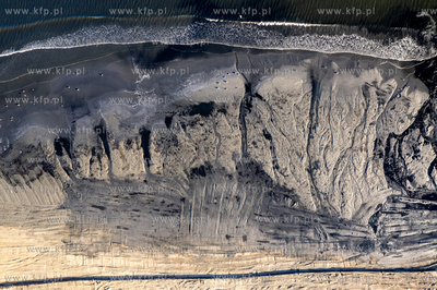 Refulacja plaży miejskiej w Sopocie, dzieki czemu...