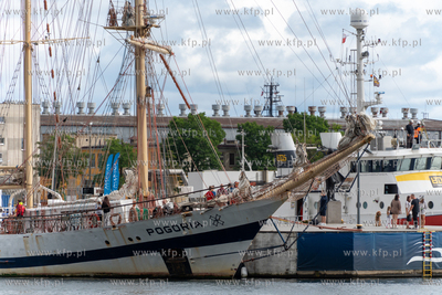 Żaglowiec STS "Pogoria" powrócił do Gdyni po zakończeniu...