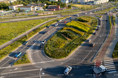 Gdańsk. Skrzyżowania al. Armii Krajowej z ul. Łostowicką....