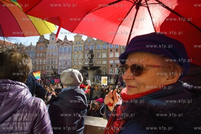 Gdańsk. 16. Manifa 2020 pod hasłem "Kobiety i Ziemia...