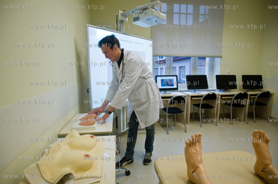 Gdanski Uniwersytet Medyczny. Budynek nr 1. Uroczyste...