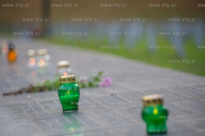 Gdansk. Cmentarz Zolnierzy Radzieckich. Dzien Wszystkich...