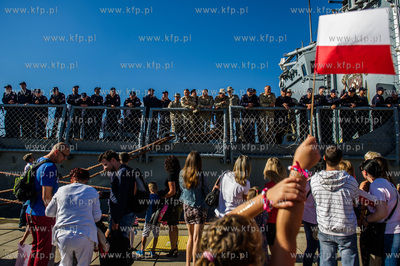Port Wojenny w Gdyni Oksywiu. Przywitanie powracających...
