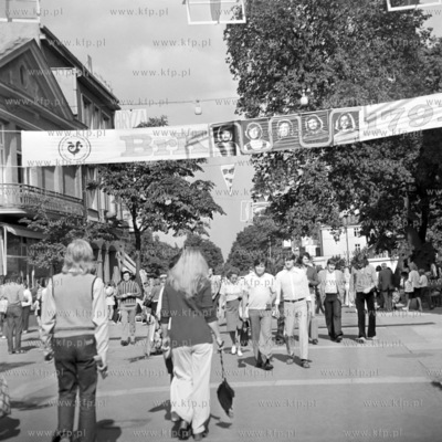 XIII Międzynarodowy Festiwal Piosenki Sopot. Deptak...