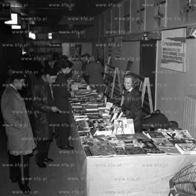 Kiermasz książek. 
05.1967
0000736z_maj1967
Fot....