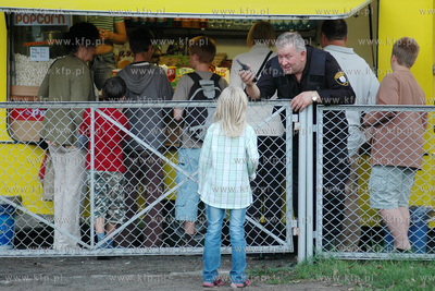 Pokazy grupy kaskaderaskiej ze Slowacji na stadionuie...