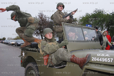 Gdynskie urodziny Niepodlelej. Zdjecie mieszkancow...