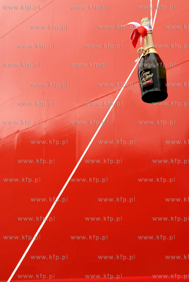 Chrzest samochodowca ro-ro Tarifa zbudowanego przez...