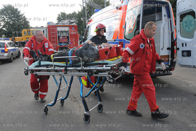 Na strzezonym przejezdzie kolejowym przy ul. Puckiej...