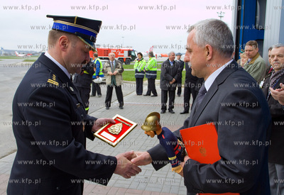 Gdansk Airport. Oficjalne przekazanie do uzytku lotniczego...
