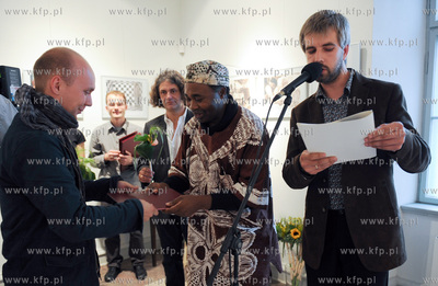 Gdansk. Nadbaltyckie Centrum Kultury. Uroczystosc wreczenia...