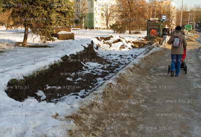Gdansk Siedlce. Nz. Bodowa nowej drogi rowerowej.
10.01.2011
fot....